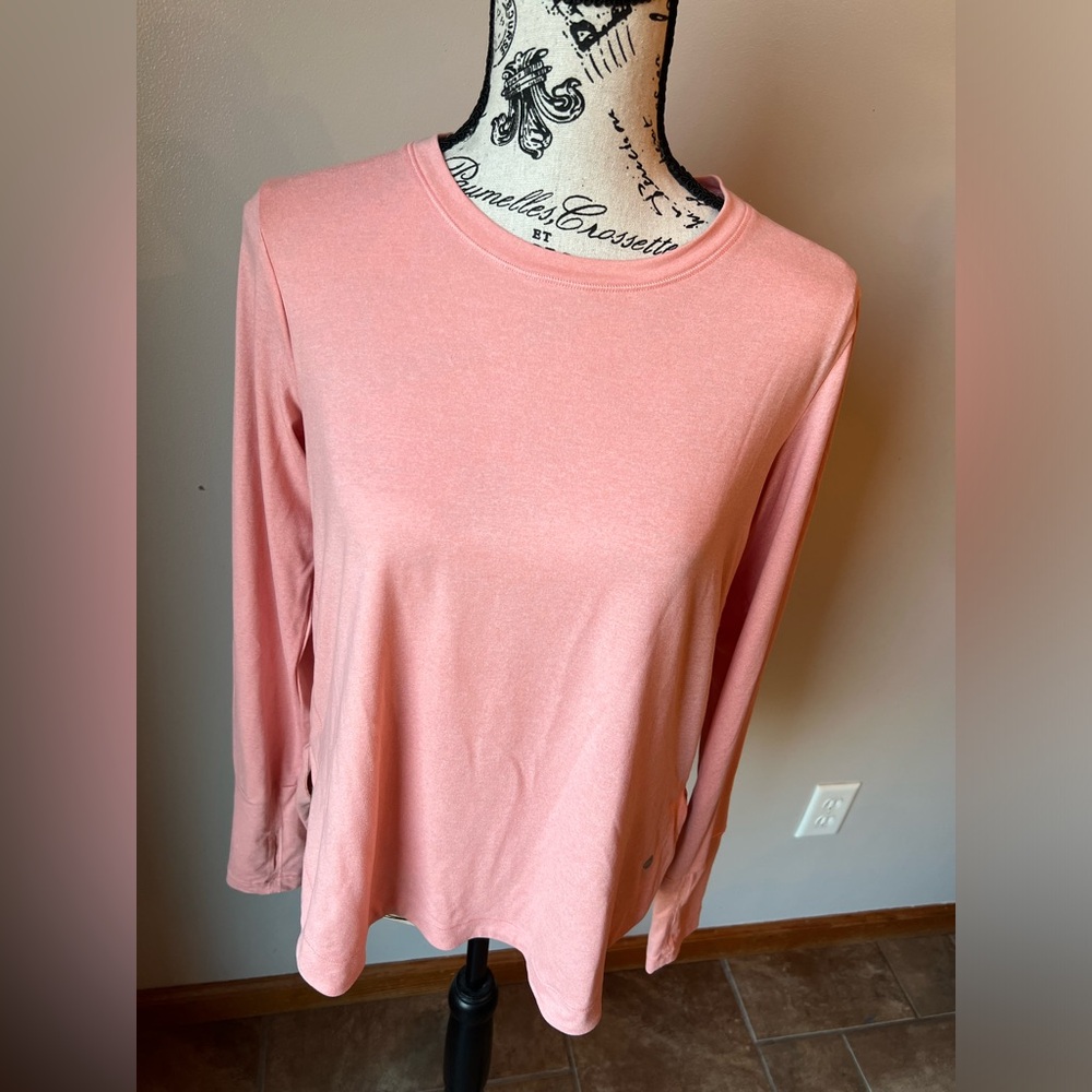Athletic top by Apana. Size S